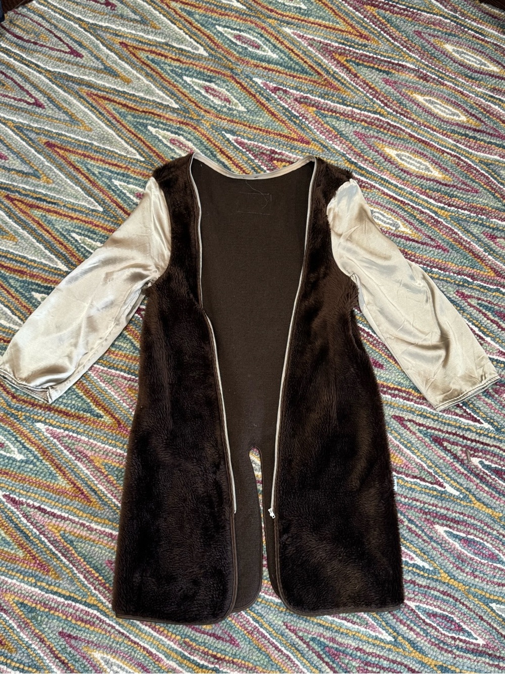 ▫️🐻 REVERSIBLE Brown Faux-Fur Zippered Front Vest w/ Cream Satin Sleeves‎ 🐻▫️